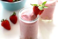 Refreshing Strawberry Pineapple Smoothie Recipe