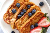 Crispy Cinnamon French Toast Sticks Recipe with Maple Dip