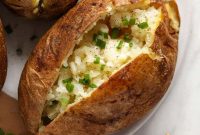 How to Make a Baked Potato with Crispy Skin and Fluffy Inside