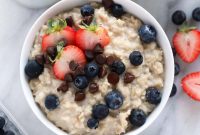 Creamy Instant Pot Oatmeal with Rolled Oats