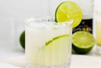 Classic Margarita Recipe: Tangy Lime and Tequila Cocktail