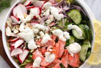Salmon Salad with Avocado and Lemon Dill Dressing