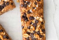 Homemade Granola Bars Recipe with Nuts and Honey