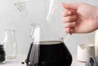 Chemex Pour-Over Coffee Guide: Brewing Tips for Rich Flavor