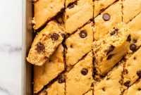 Maple Chocolate Chip Blondie Bars Recipe