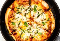 Crispy Cast Iron Pizza for Oven and Grill