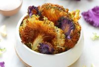 Crispy Oven-Roasted Garlic Kale Chips