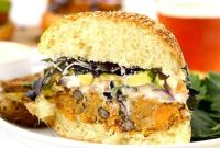 Crispy Quinoa and Sweet Potato Burgers Recipe
