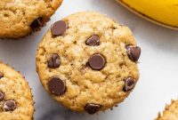 Moist Banana Bread Muffins with Brown Sugar Streusel