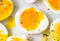 Soft-Boiled Eggs: How Long to Cook for Perfect Yolks