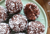 No-Bake Coconut Chocolate Energy Bites Recipe