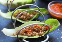 Korean Chicken Lettuce Wraps with Spicy Gochujang