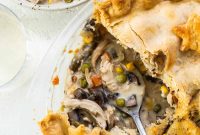 Turn Leftover Turkey into a Classic Pot Pie