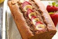 Moist Strawberry Banana Bread Recipe