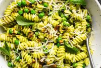 Lemony Sweet Pea Pesto Pasta Recipe