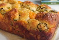 Jalapeno Cheddar Pull Apart Bread with Cottage Cheese