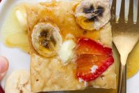 Strawberry Banana Cottage Cheese Baked Oatmeal