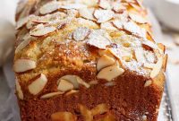 Almond Croissant Pull-Apart Bread with Cottage Cheese Recipe