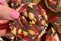 Frozen Peanut Butter Banana Split Cups Recipe