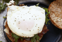 Caramelized Onion and Arugula Breakfast Sandwich Recipe