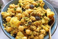 Golden Roasted Cauliflower and Quinoa Salad Recipe