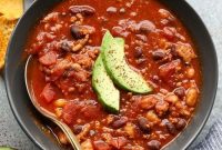Slow Cooker Turkey Chili Recipe with Beans and Tomatoes