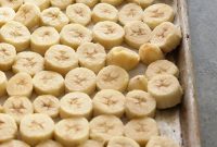 How to Freeze Bananas for Smoothies and Baking Without Browning