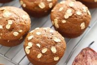Homemade Cinnamon Pear Muffins Recipe