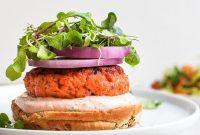 Lemon Dill Salmon Burgers with Garlic Aioli