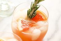 Honey Greyhound Cocktail Recipe with Vodka and Grapefruit