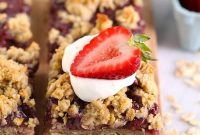 Strawberry Oatmeal Bars Recipe