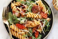Light BLT Pasta with Crispy Bacon and Fresh Tomatoes