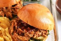 Slow Cooker Pulled Chicken Recipe for Sandwiches