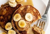 Fluffy Peanut Butter Banana Pancakes Recipe
