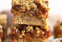 Salted Caramel Apple Pie Bars with Cinnamon Crumble