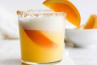 Frothy Orange Creamsicle Cocktail Recipe with Vanilla