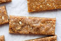 No-Bake Cashew Date Bars Recipe: 3 Ingredients