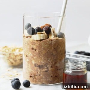 French Toast Overnight Oats with blueberries and bananas.