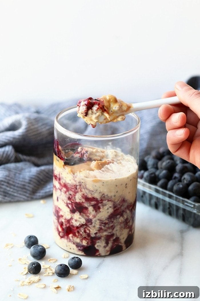 Peanut Butter and Jelly Overnight Oats Recipe 6 overnight oats in a jar
