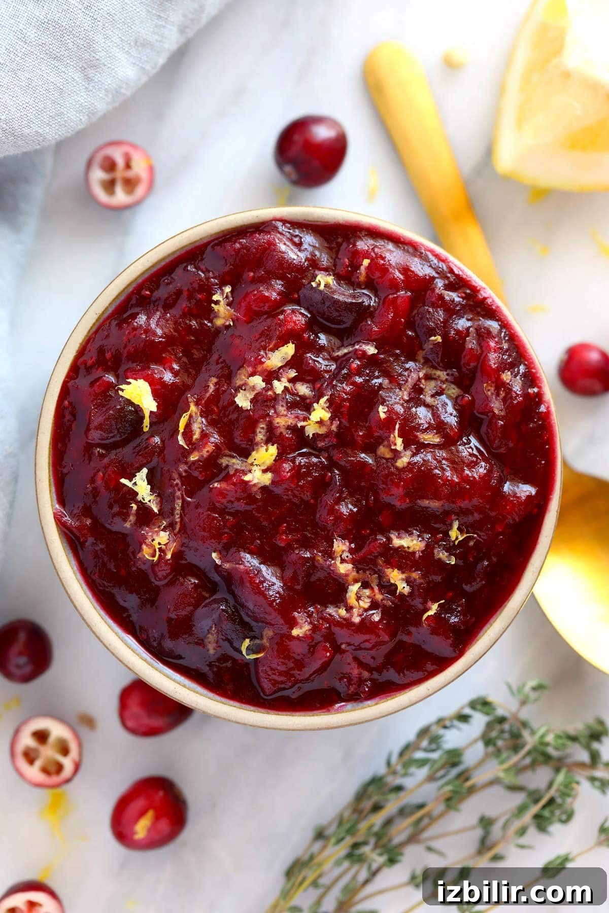 Lemon Ginger Cranberry Sauce cranberry sauce in bowl