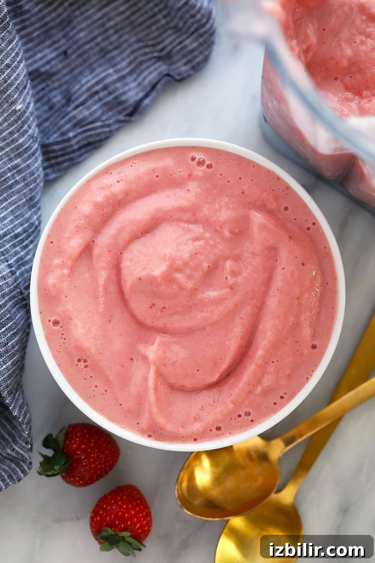 strawberry smoothie in bowl