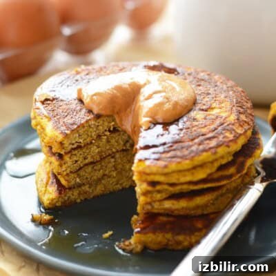 Paleo pumpkin pancakes
