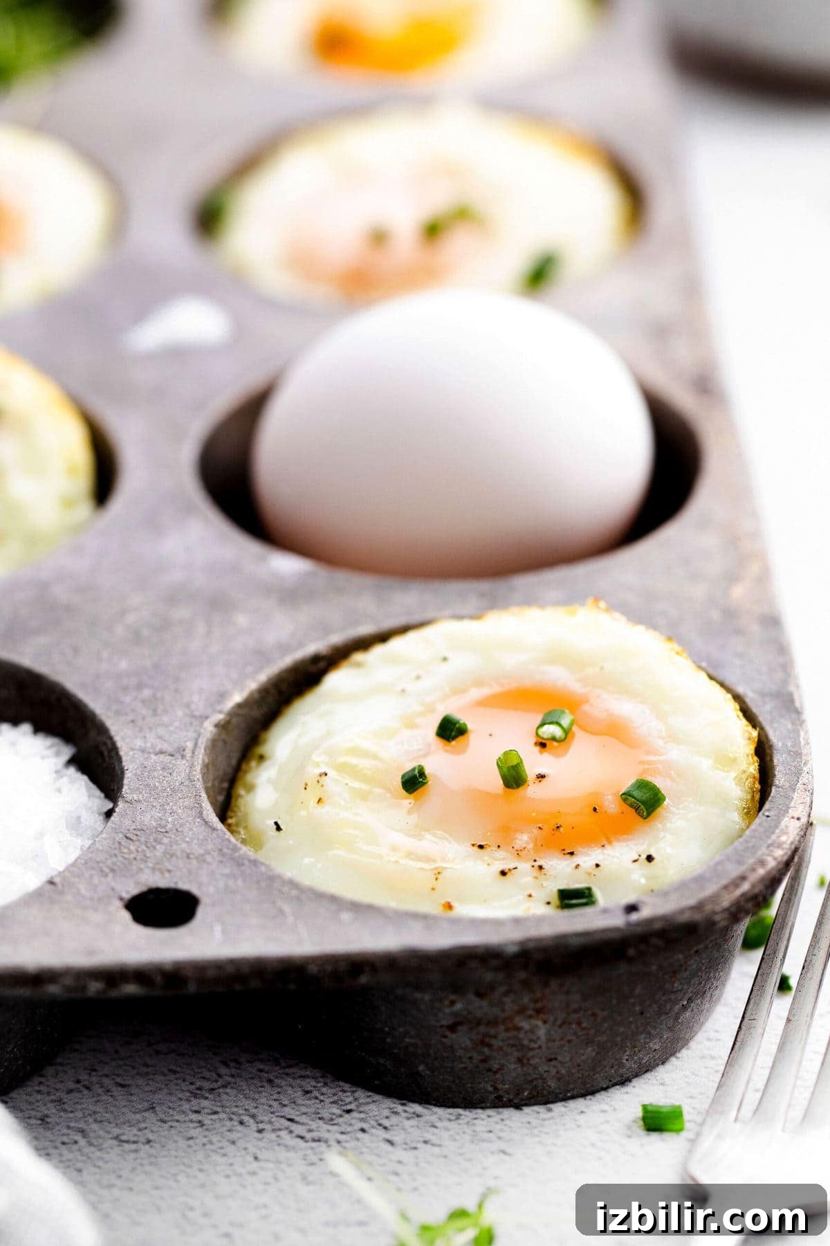 baked eggs in muffin tin