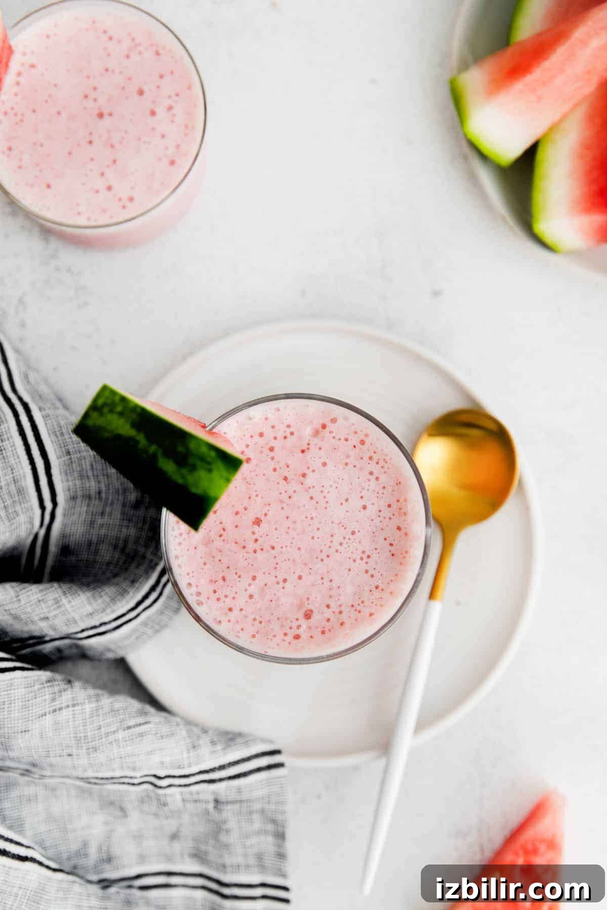 Refreshing Watermelon Smoothie Recipe 8 A watermelon smoothie in a glass.