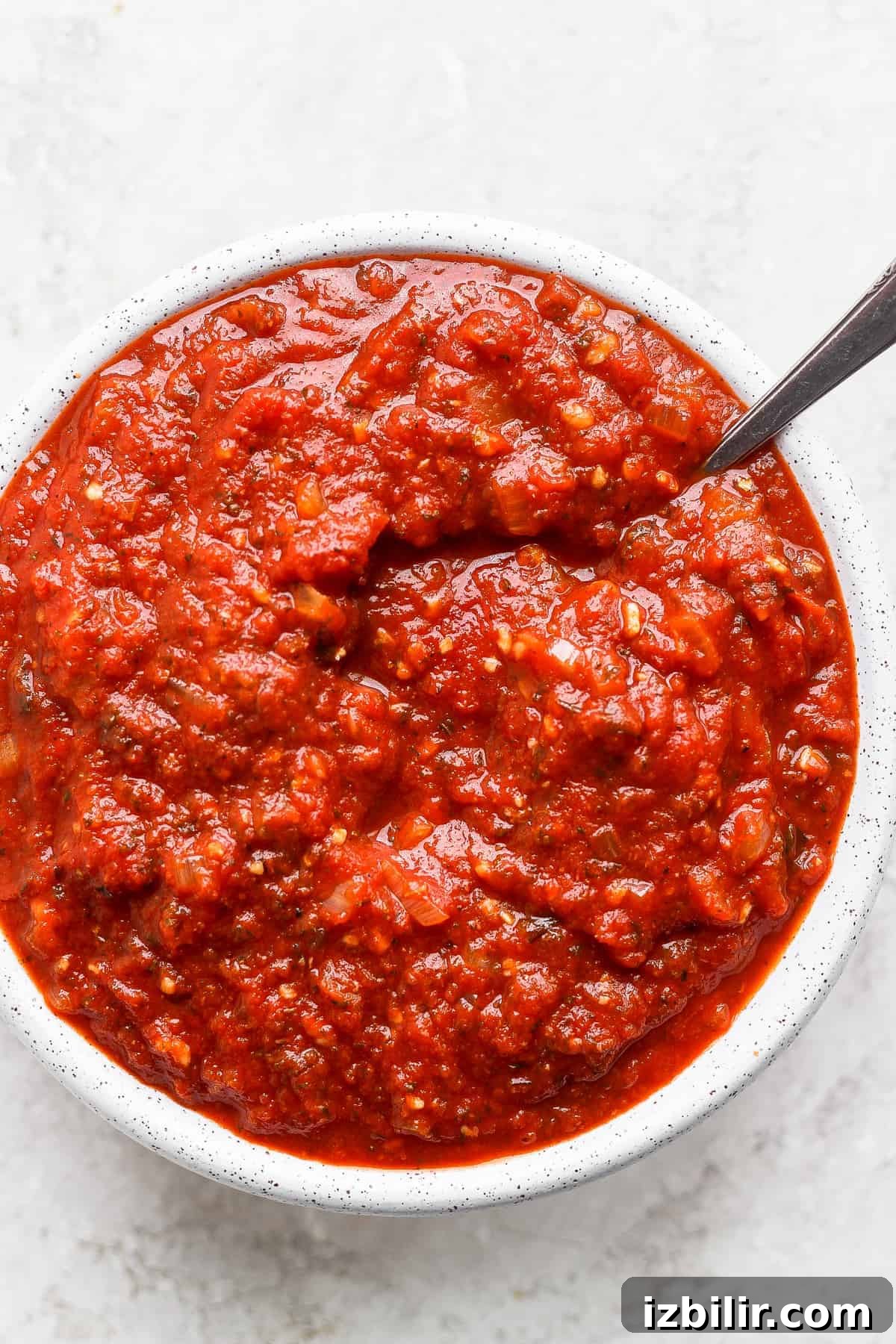 marinara sauce in bowl