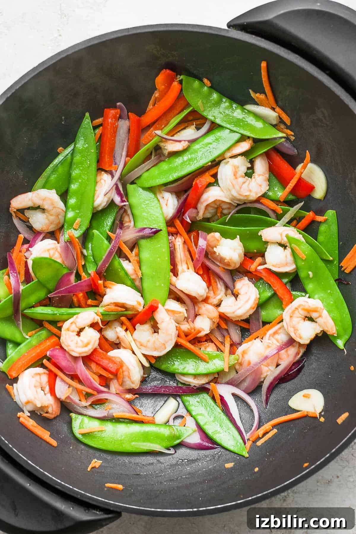Garlic Shrimp Stir-Fry Recipe with Vegetables 2 stir fry in wok