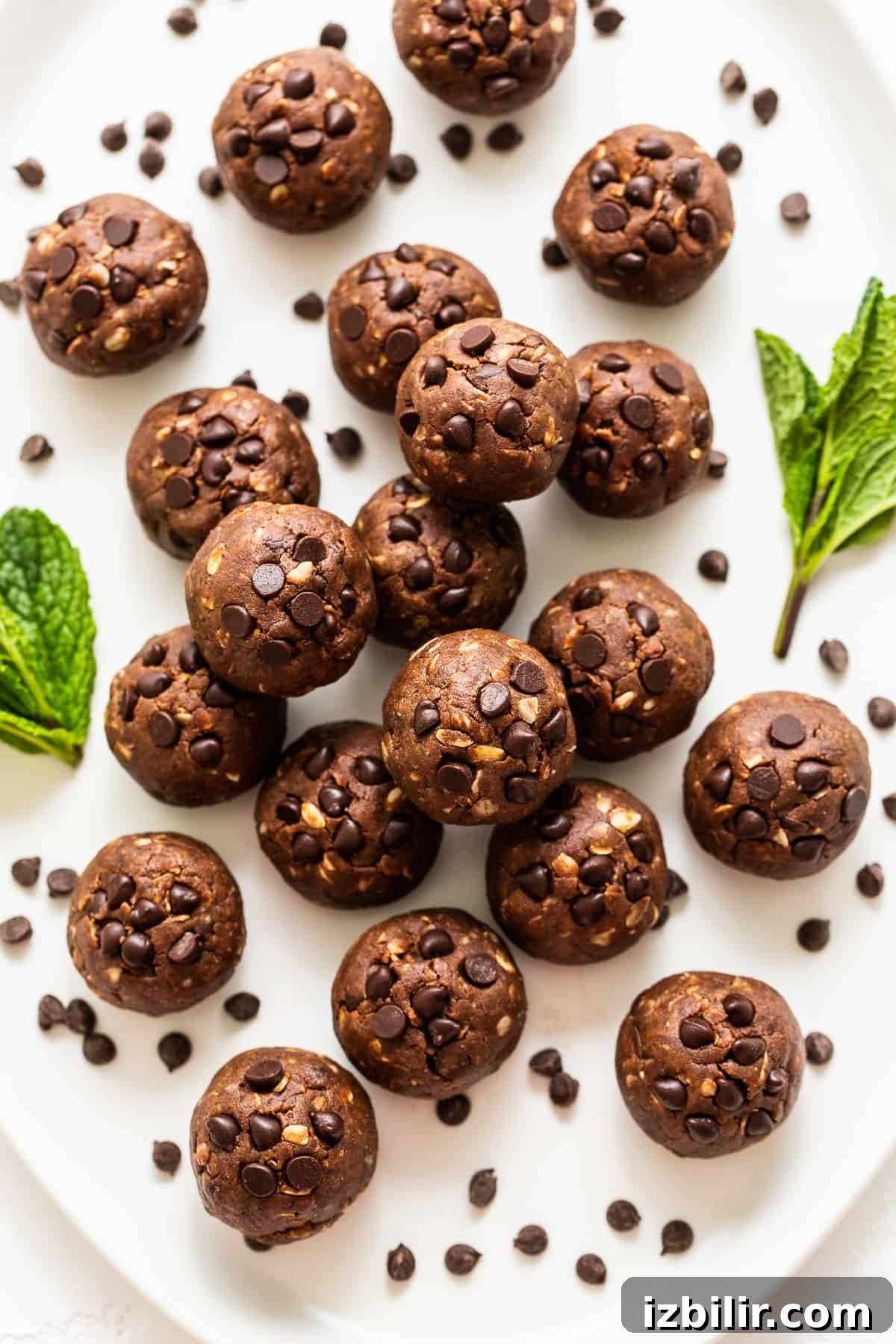 Mint Chocolate Protein Balls protein balls on platter.
