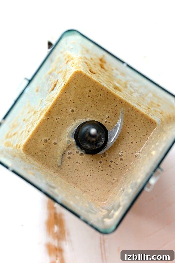 Apple pie smoothie in a blender apple pie smoothie in a blender