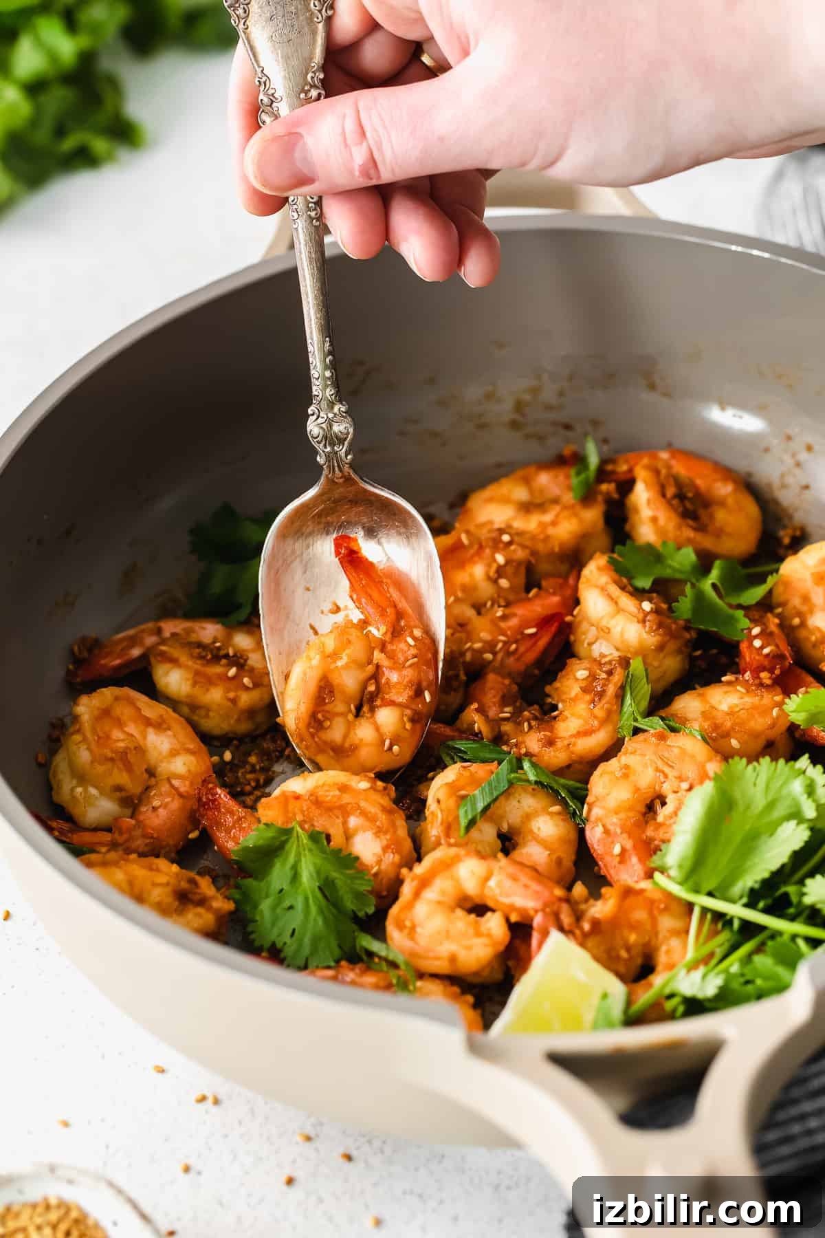 Garlic Butter Sauteed Shrimp with Lemon 8 Sautéed shrimp with sesame seeds and fresh herbs.