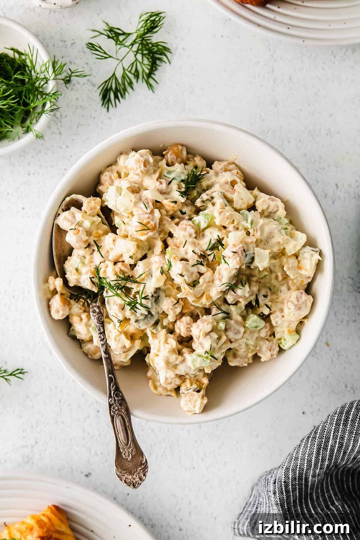 bowl of chickpea salad